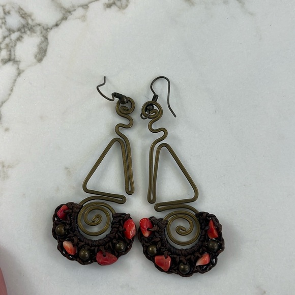 Jewelry - Brass geometric wire earrings